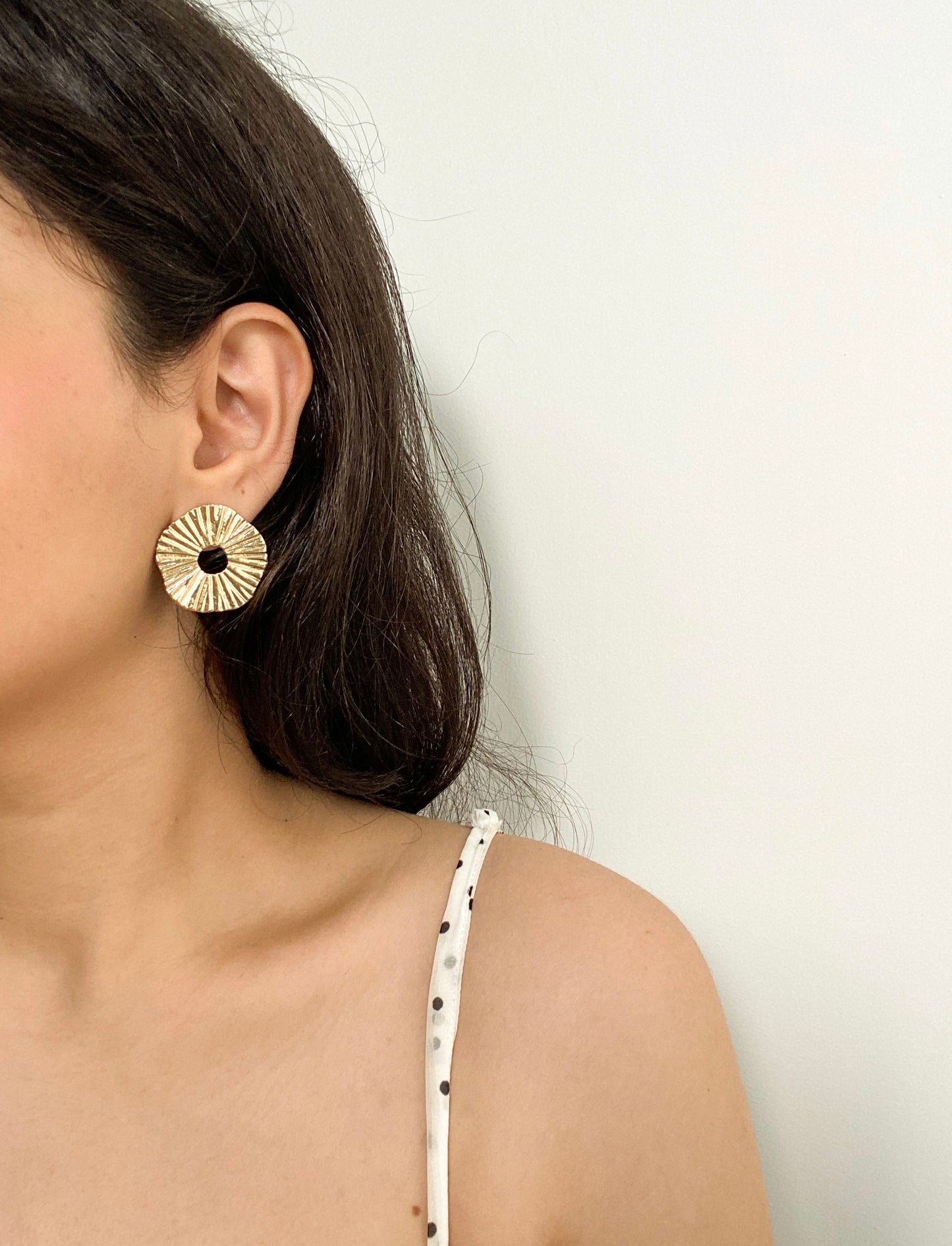 Circular Statement Earring - Lili-Origin