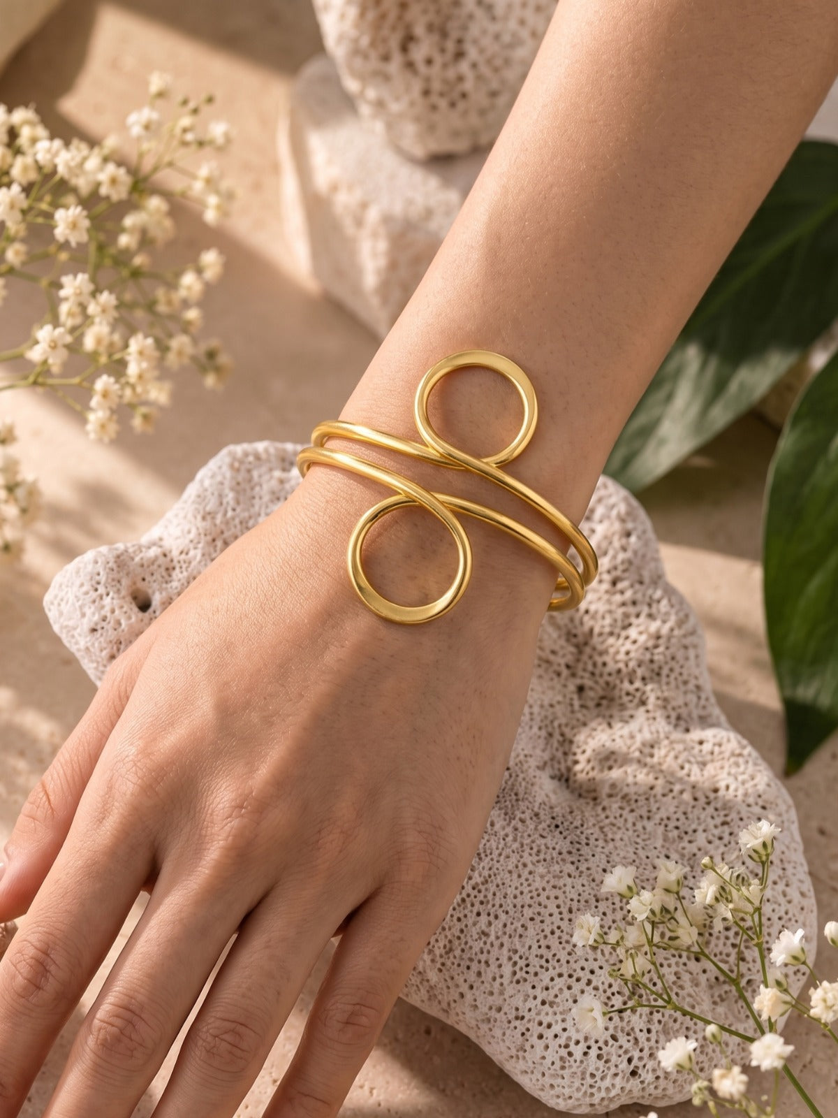 Infinity Loop Brass Adjustable Bracelet (Anti Tarnish)
