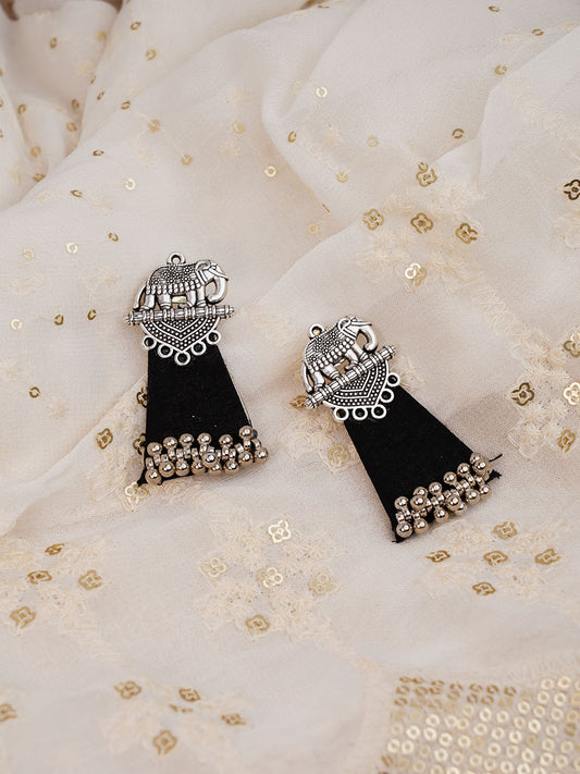 Black fabric earring - Lili-Origin