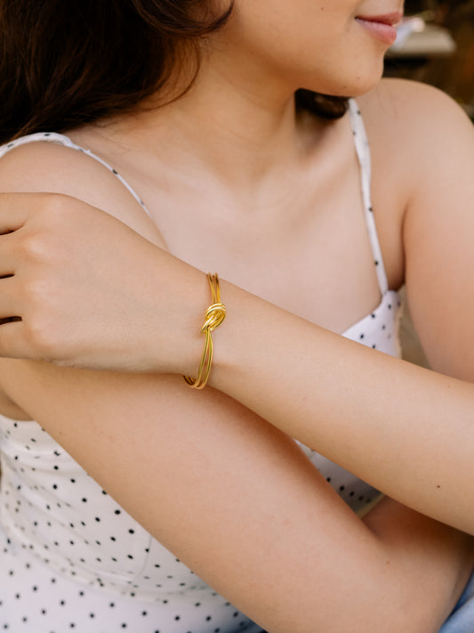 Duo Knot Brass Adjustable Bracelet (Anti Tarnish) ka