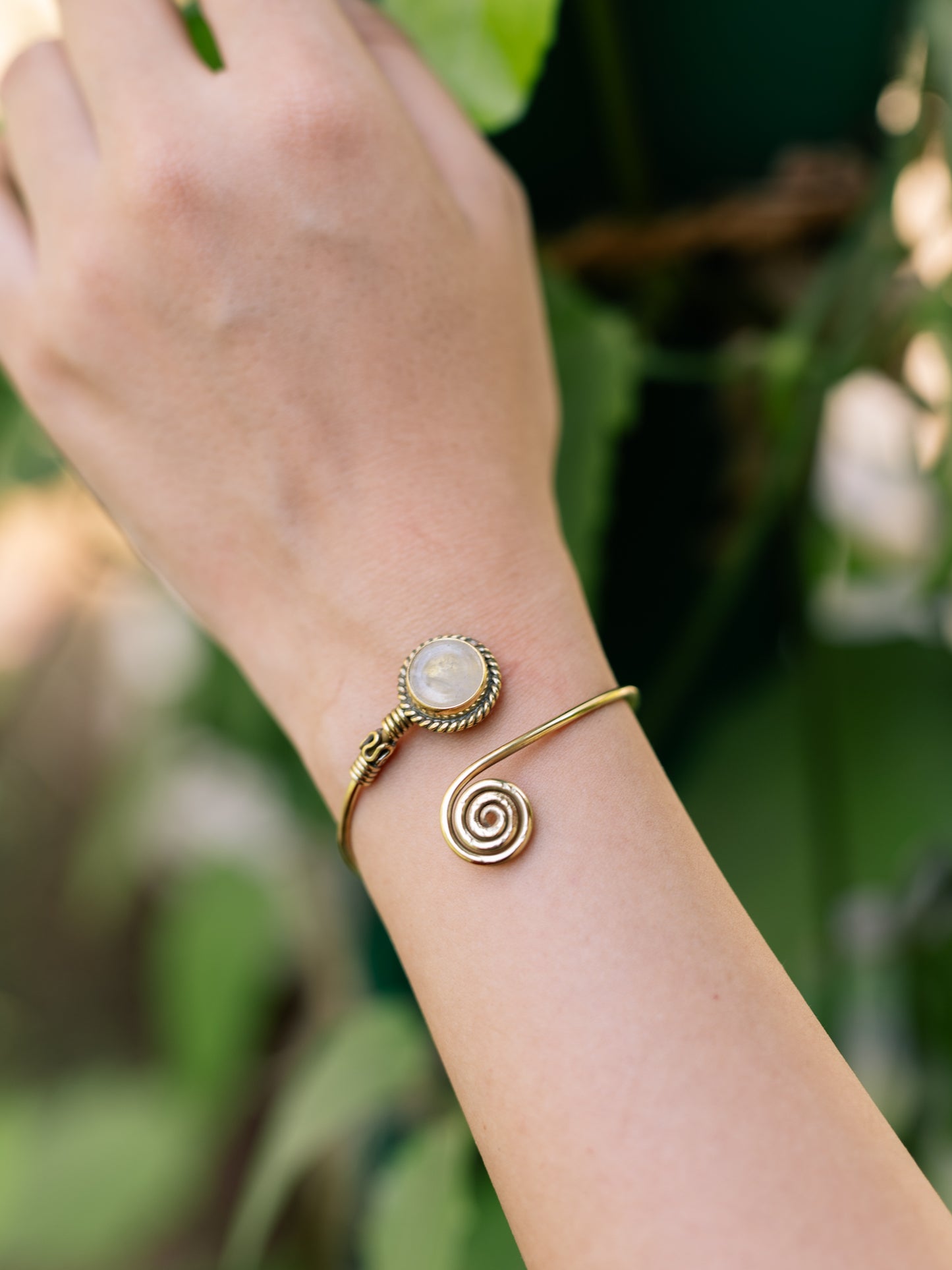 Clear quartz Stone Brass Bracelet Adjustable (Anti Tarnish)