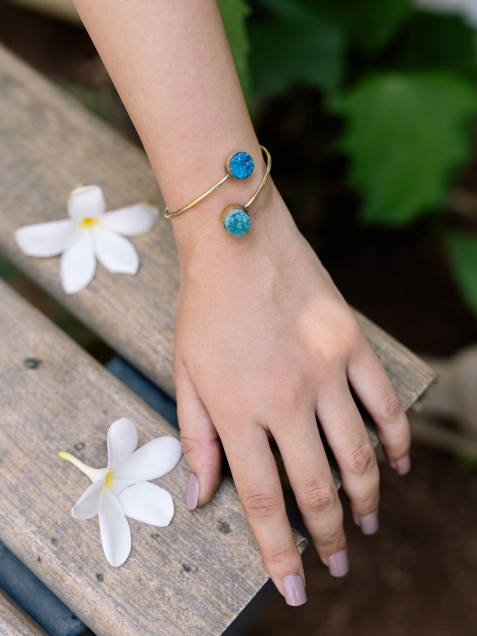 Blue Green Druzzy Stone Brass Adjustable Bracelet (Anti Tarnish)