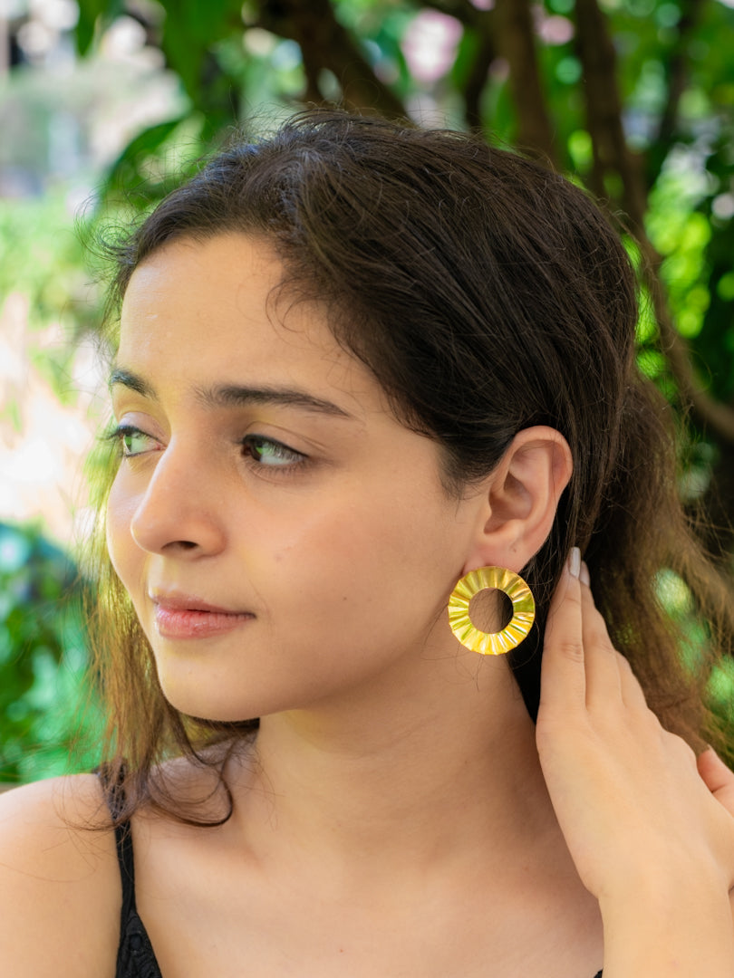 Pleated Circle Brass Earring (Anti Tarnish)