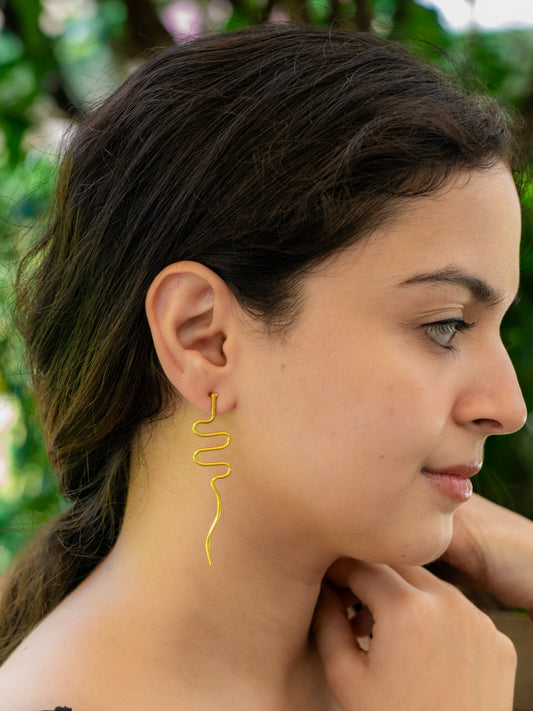 Sarpa Brass Earring (Anti Tarnish)