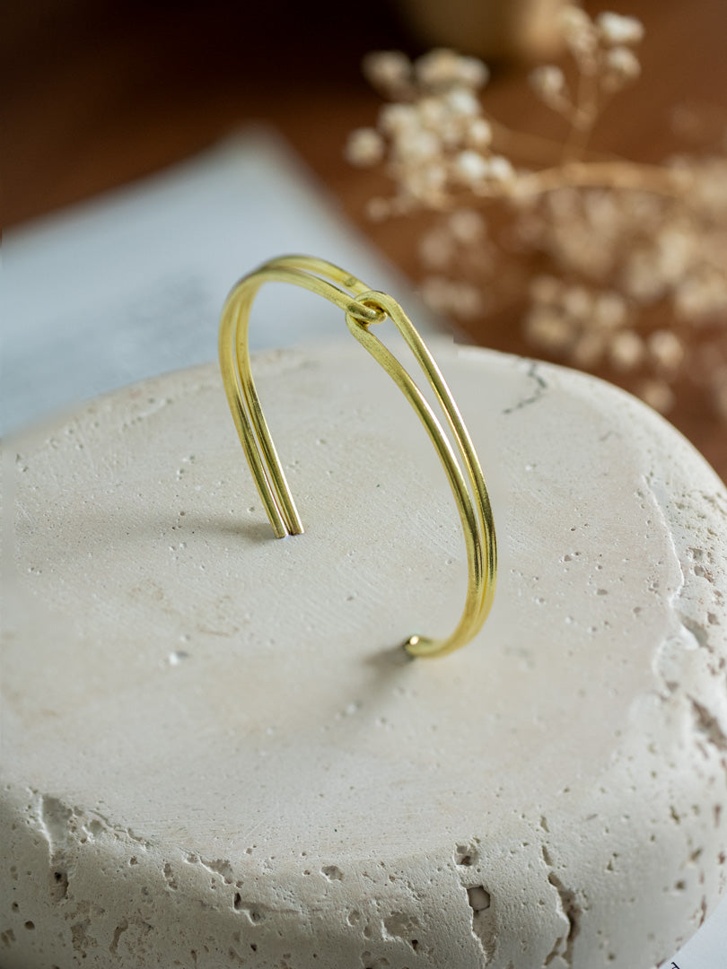 Gilded Continuity Cuff Adjustable Bracelet (Anti Tarnish)