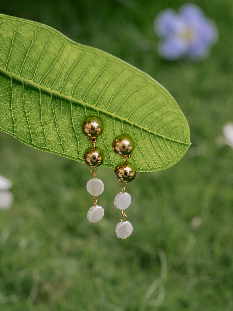 Twin ball and Pearl Earring