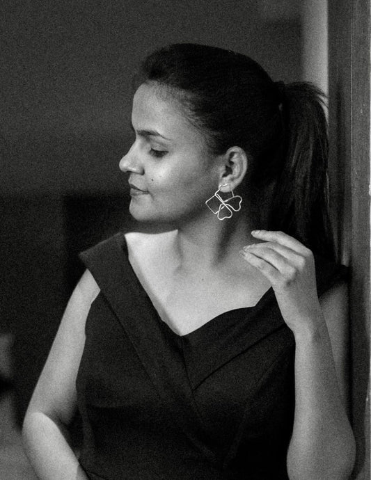 Abstract Flower Earring - Lili-Origin