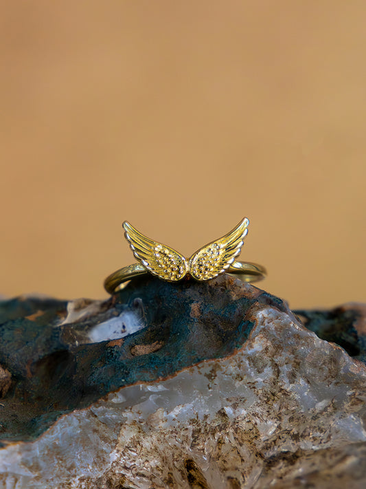 Feather flow Brass Adjustable Ring (Anti Tarnish)