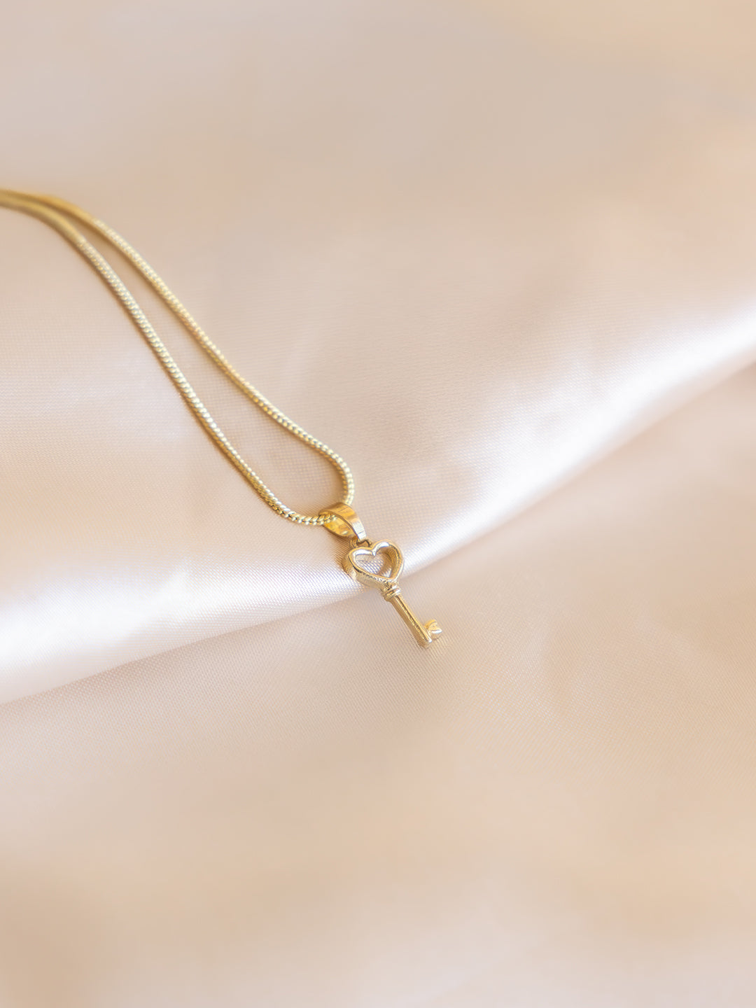 Keyheart Brass Necklace (Anti Tarnish)