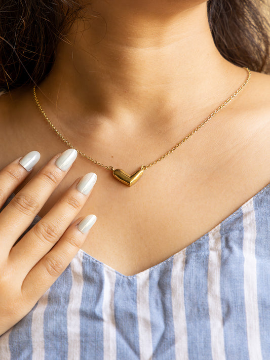 Golden Heart Pendant Brass Necklace (Anti Tarnish)