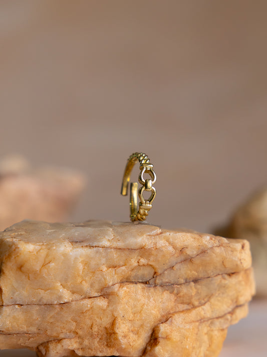 Amora Link Brass Adjustable Ring (Anti Tarnish)