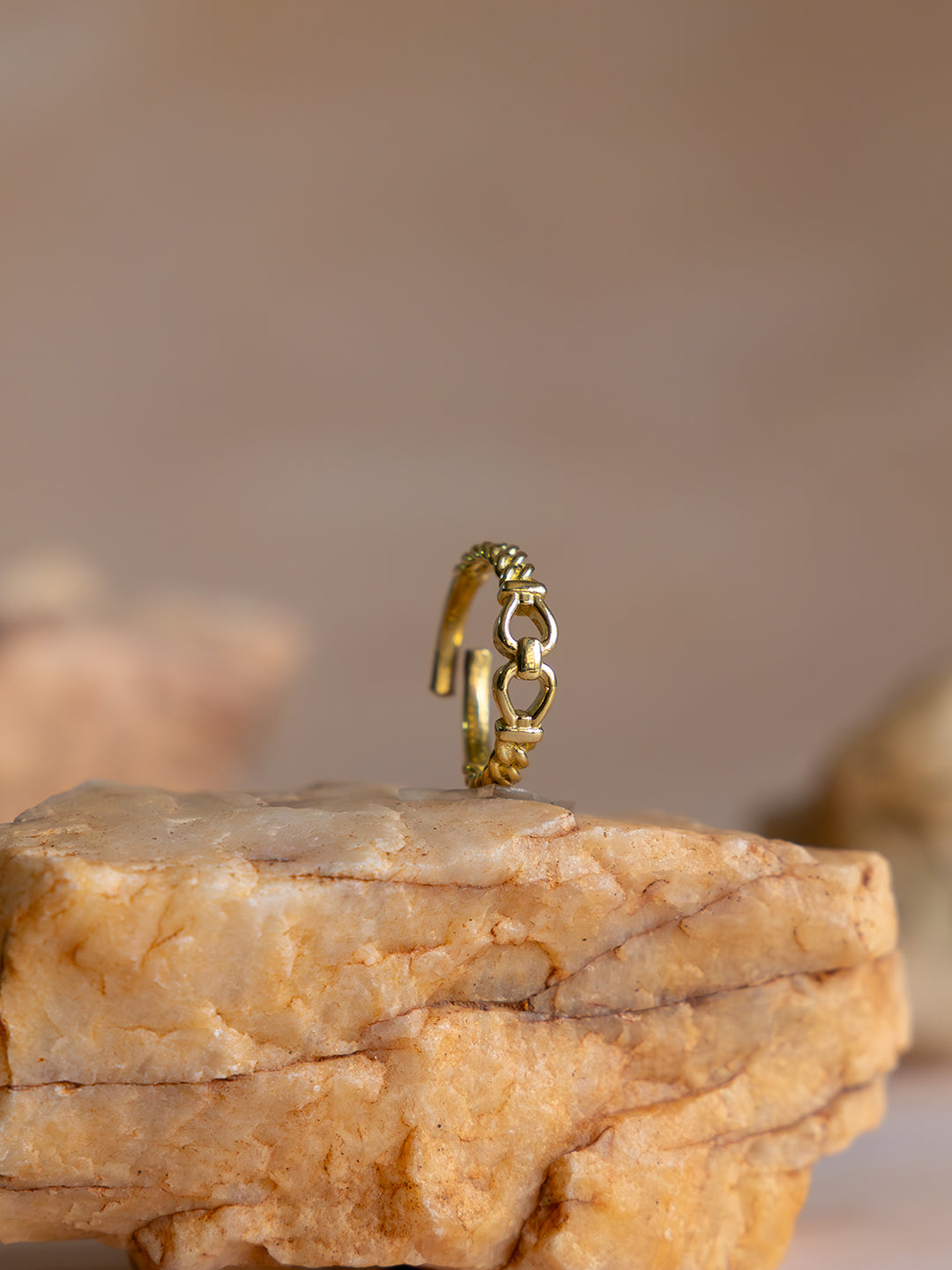 Amora Link Brass Adjustable Ring (Anti Tarnish)