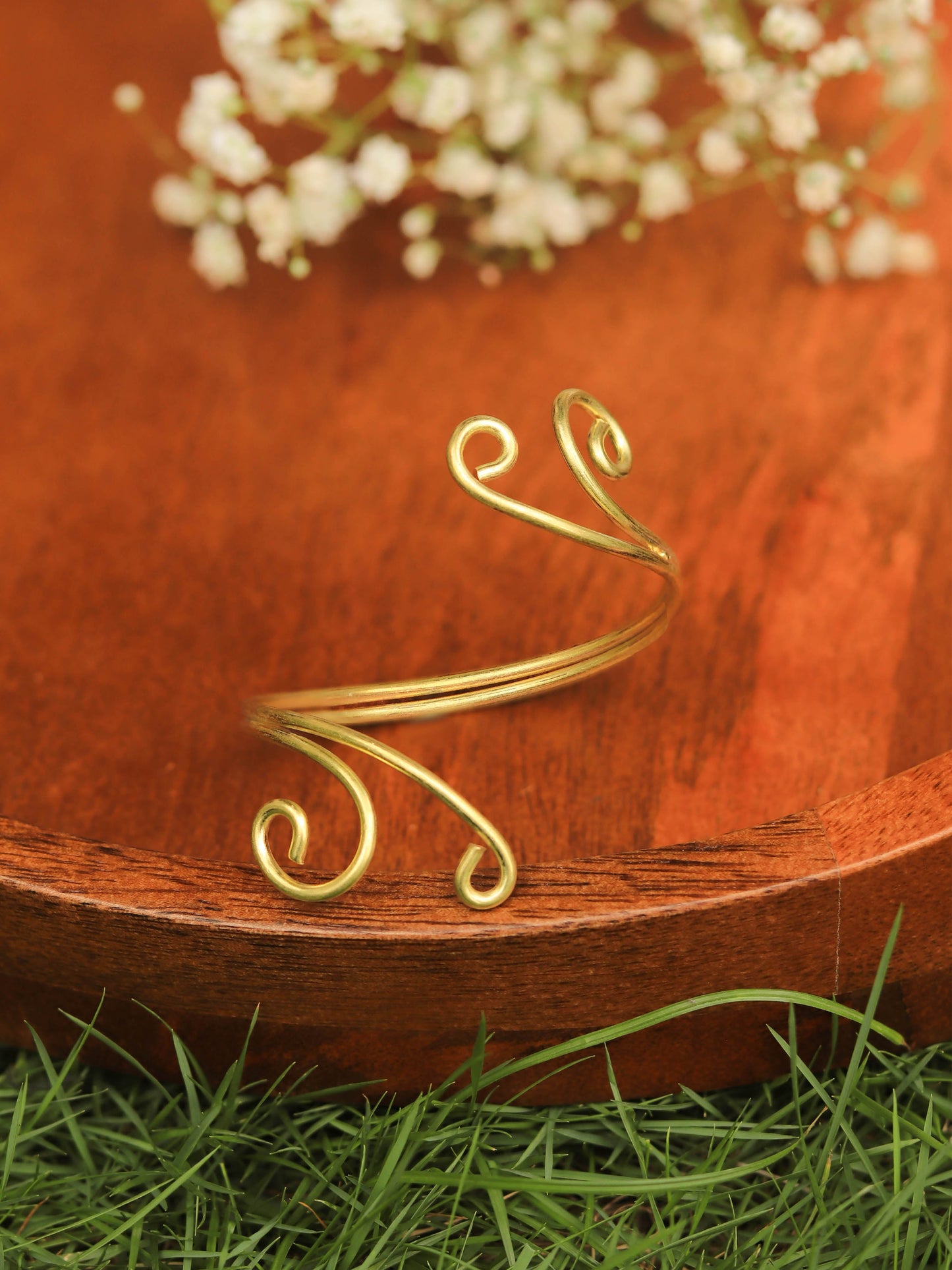 Curvee Artistic Wire Brass Adjustable Bracelet (Anti Tarnish)