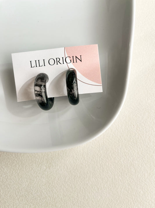 Black Resin Hoop Earring - Lili-Origin