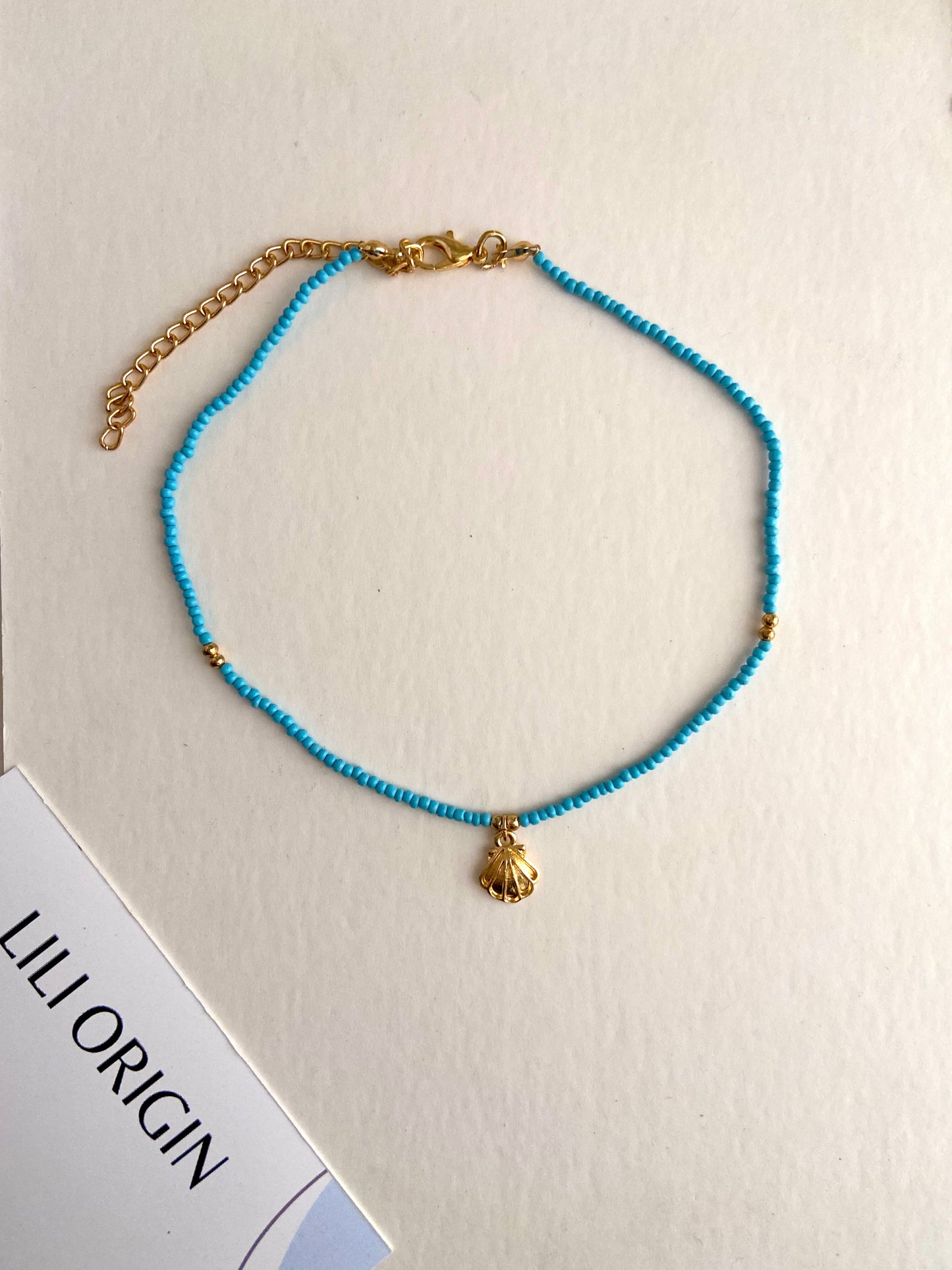 Blue Oyster beaded choker - Lili-Origin