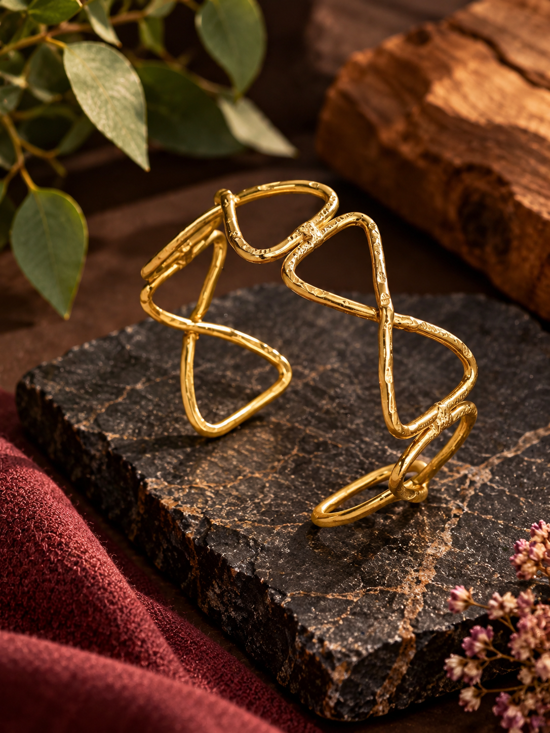 Cravat Adjustable Brass Bracelet (Anti Tarnish)