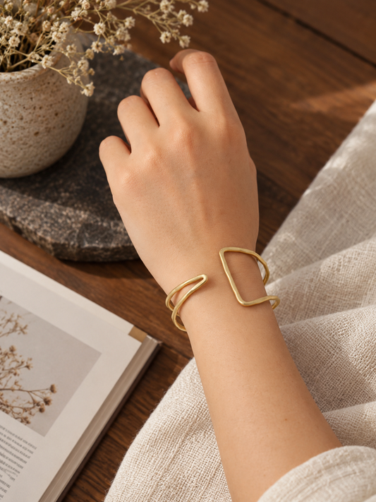 A line Bracelet - 2 way Brass Bracelet