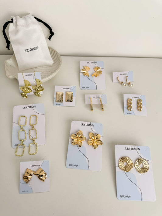 10 Statement Earrings and Pouch Festive Hamper