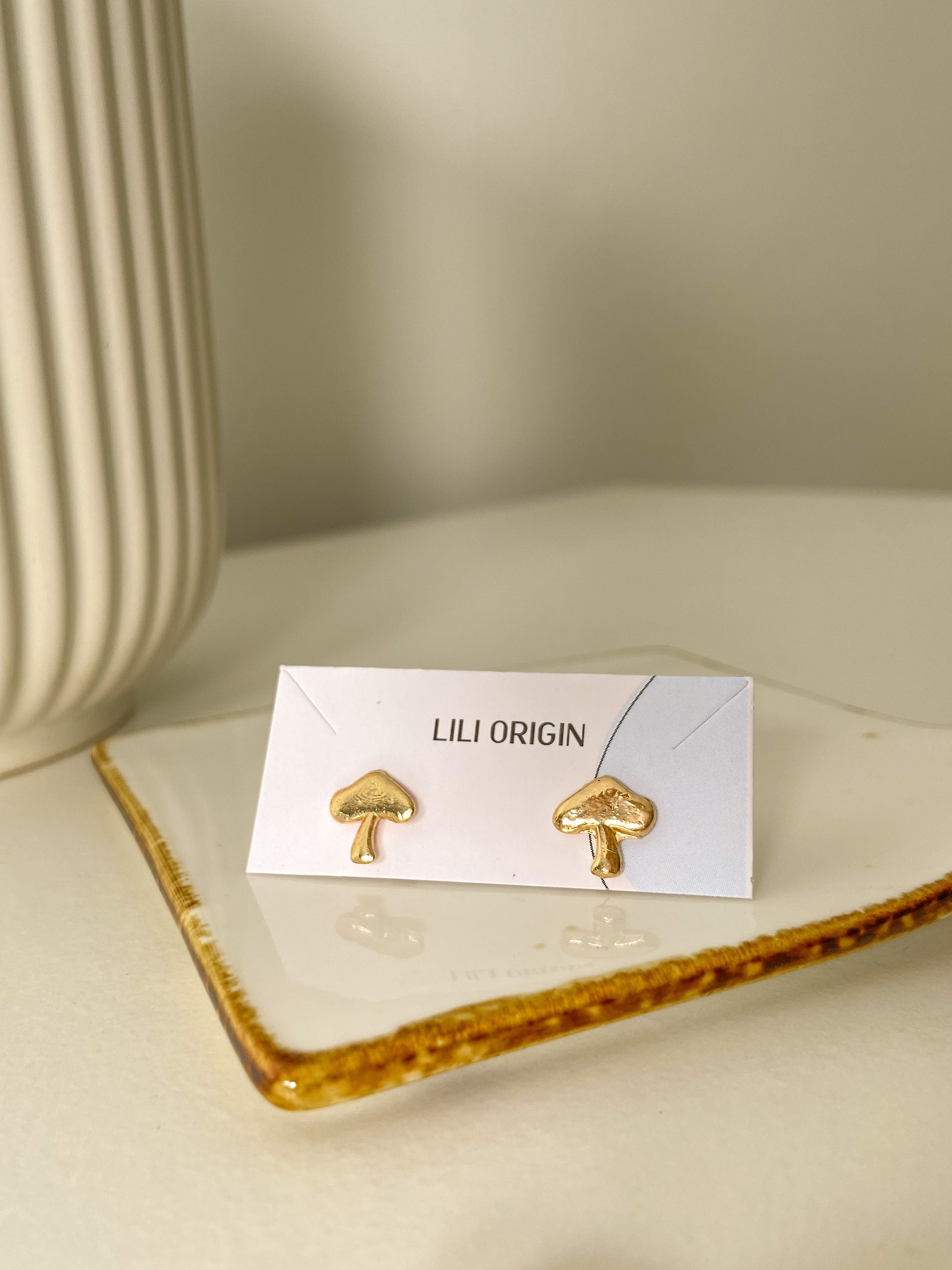 Mushroom Stud Singles Earring - Lili-Origin