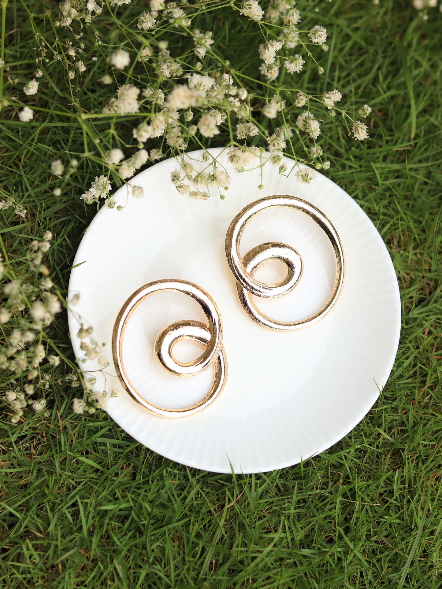 Naughty Knot Earring