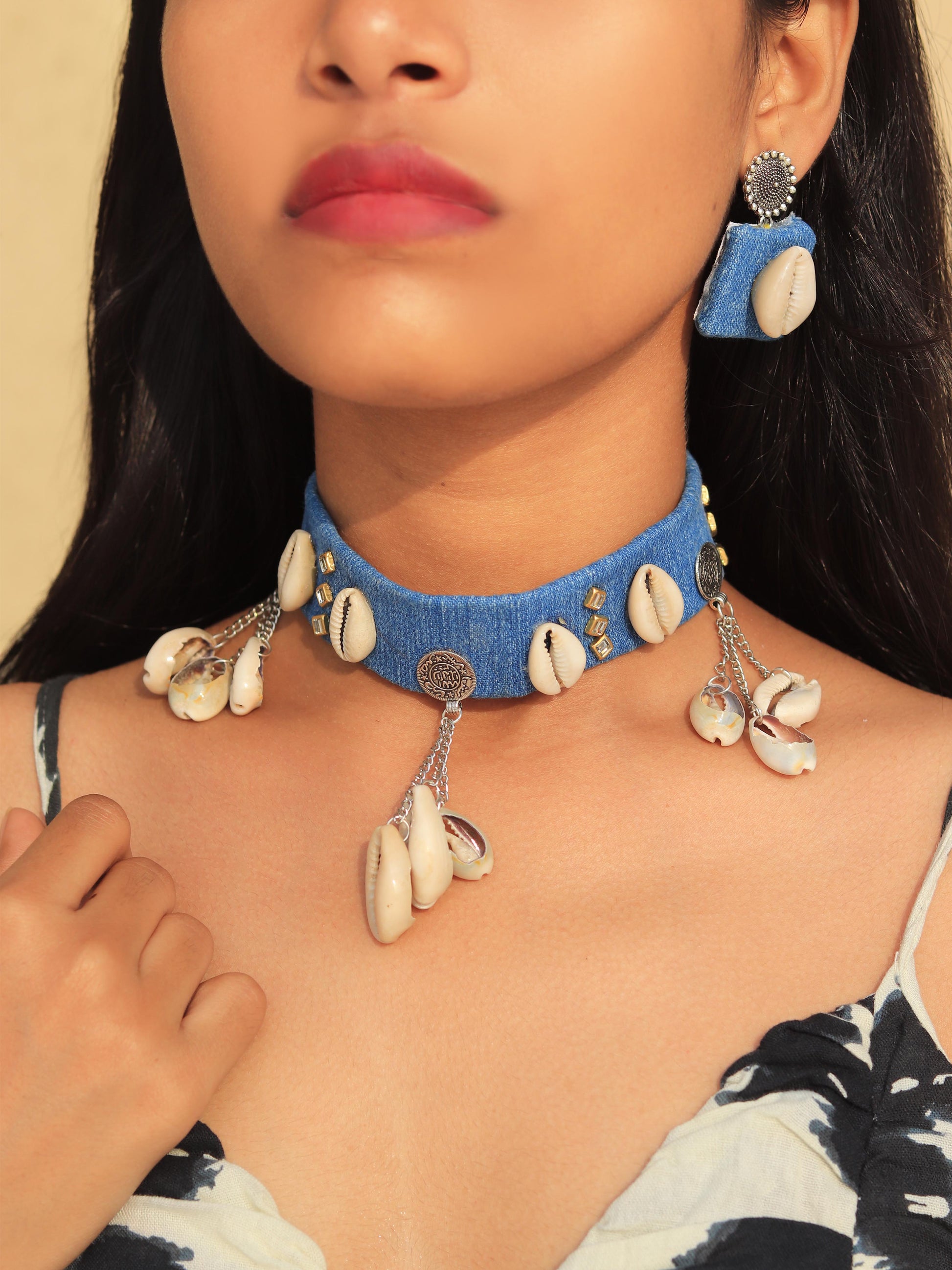 Denim shell fabric choker and earring set1