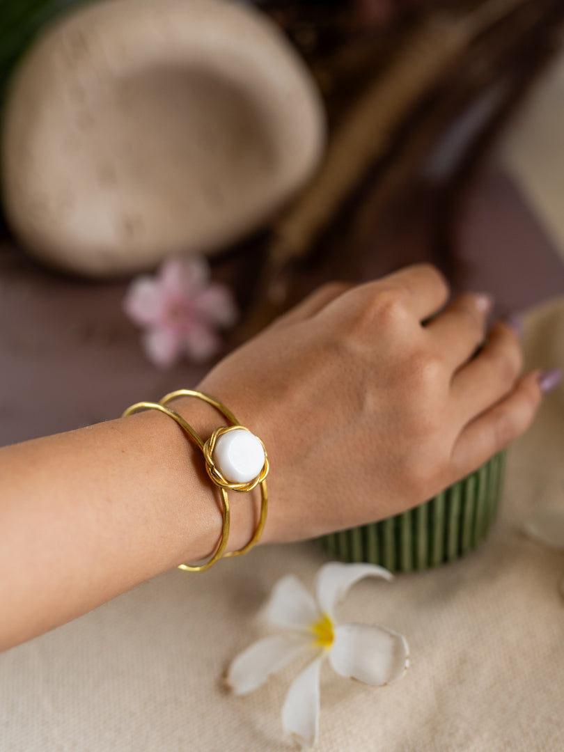 Sol White Brass Adjustable Bracelet (Anti Tarnish)