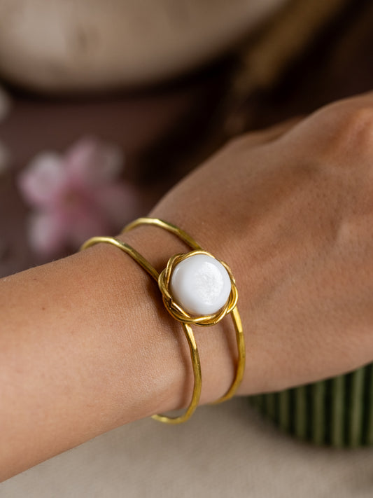 Sol White Brass Adjustable Bracelet (Anti Tarnish)