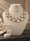 Aarisha Kundan Necklace Set ✨