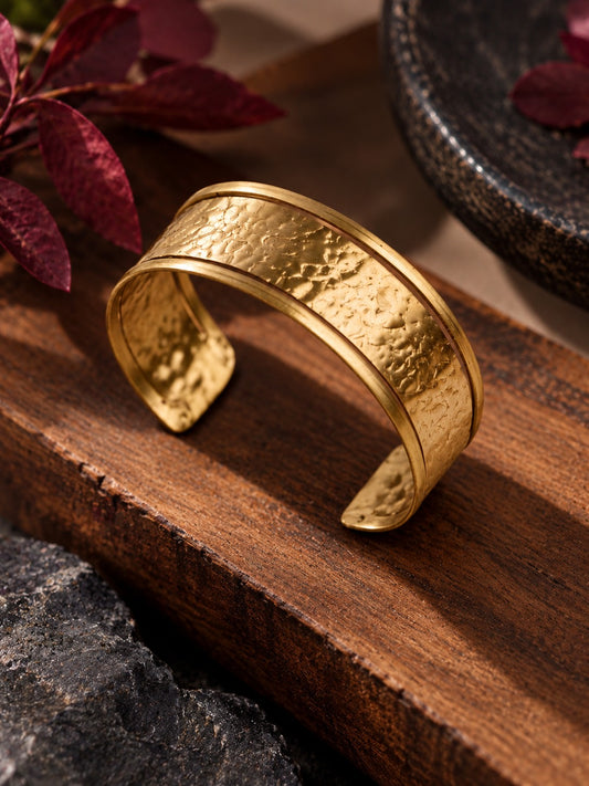 Texture Band Brass Adjustable Bracelet (Anti Tarnish)