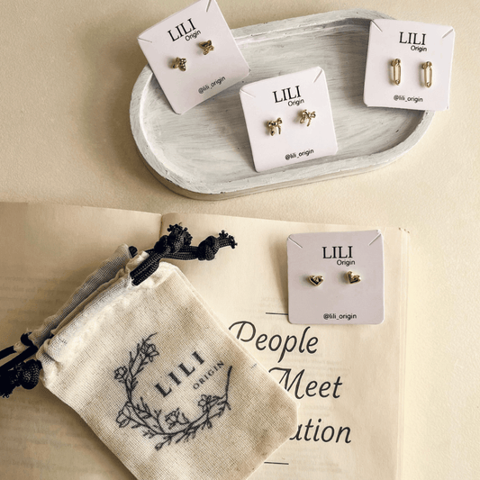 Handmade pouch + Free Jewellery - Lili-Origin