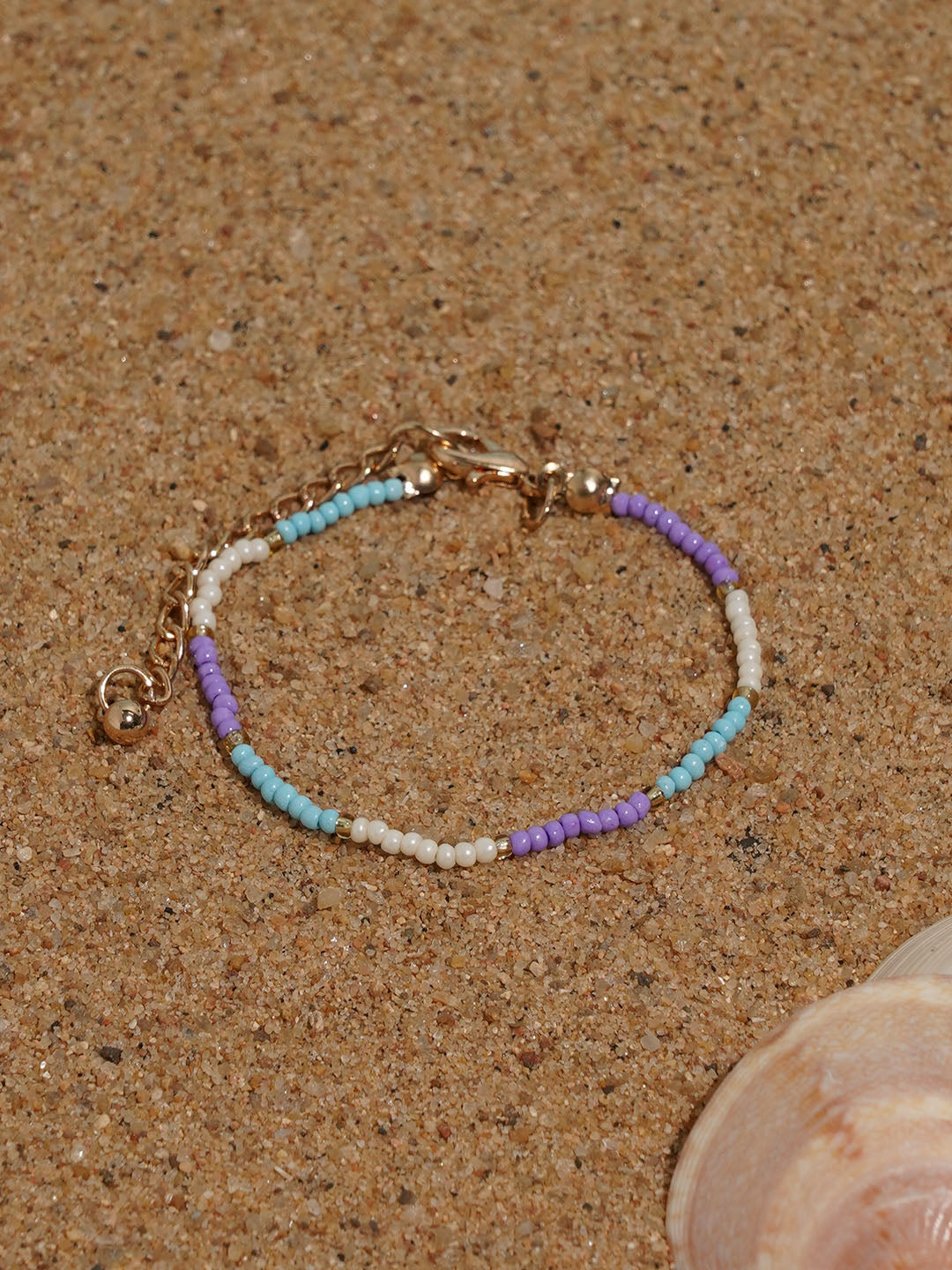 Blue beaded bracelet