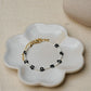 Flower black and white beaded bracelet