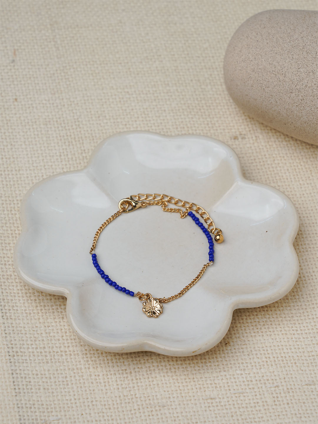 Floral Charm Bracelet LiliOrigin