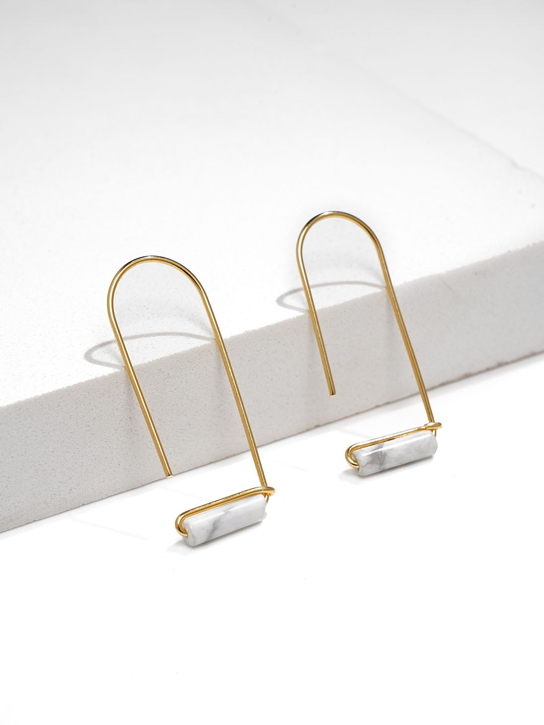 Howlite - Gemstone Drop 18k Gold Plated Earring