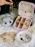 Goodluck 18 Jewel Crystal Hamper (15 Earrings, 2 Bracelets)
