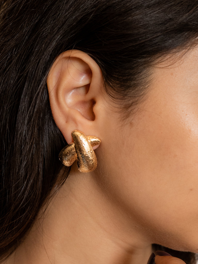 Textured Knot Statement Stud