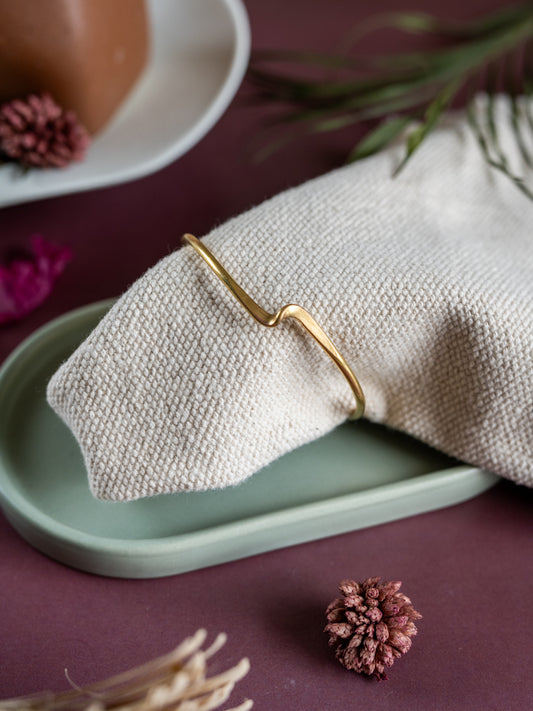 Verva Dainty Brass Bracelet (Anti Tarnish) Adjustable