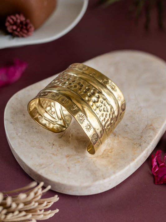 Sunburst Relic Cuff Statement Brass Adjustable Bracelet (Anti Tarnish)
