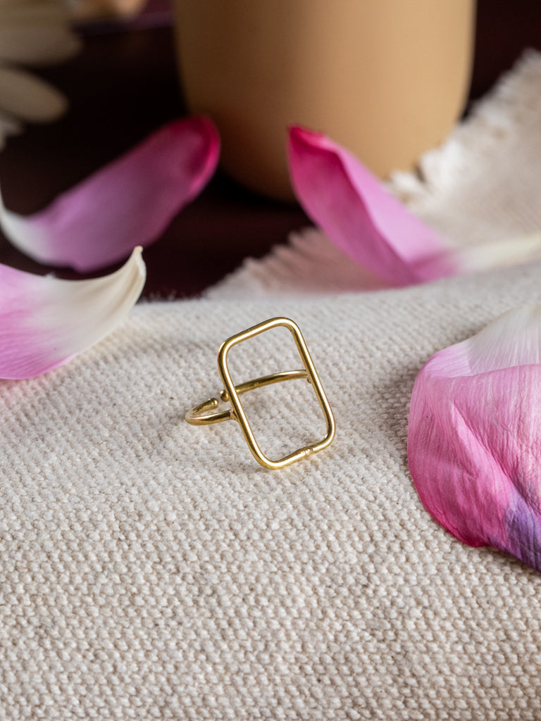 Recto Frame Brass Ring (Adjustable, Anti-Tarnish)