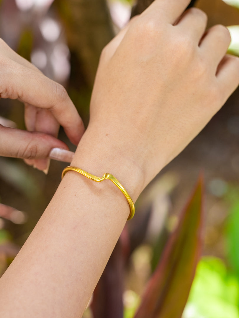 Verva Dainty Brass Bracelet (Anti Tarnish) Adjustable