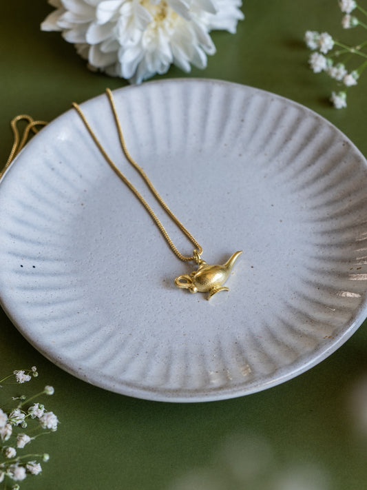 Genie Lamp Brass Necklace (Anti Tarnish)