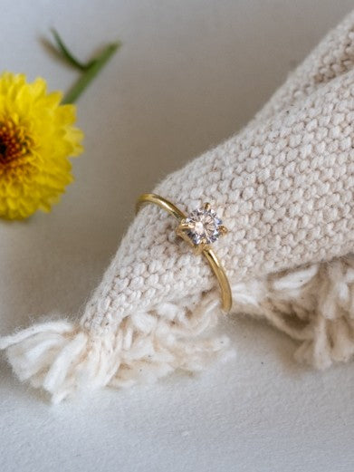 Crystal Glow Brass Adjustable Ring (Anti Tarnish)