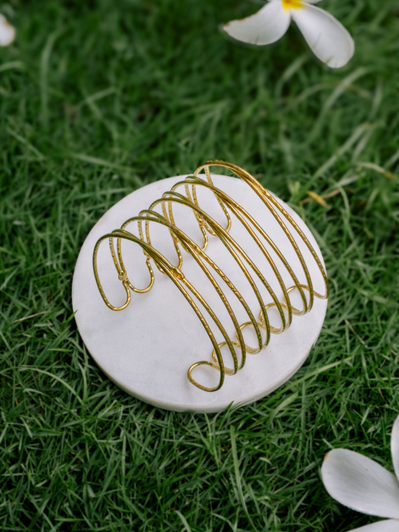 Zig zag Adjustable Brass Bracelet (Anti Tarnish)