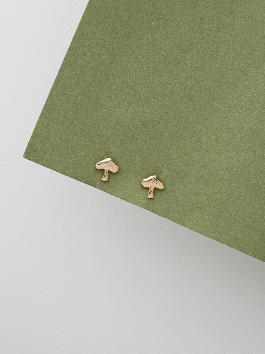 Mushroom Stud Singles Earring