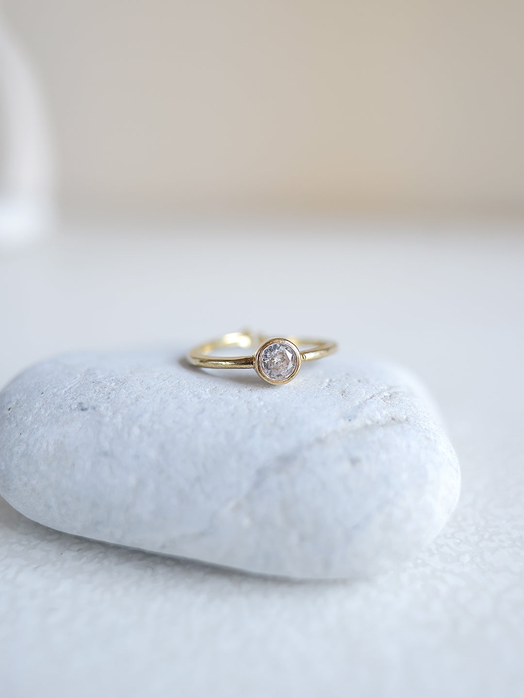 Aura Bezel Ring Brass Adjustable Ring Valentine (Anti Tarnish)