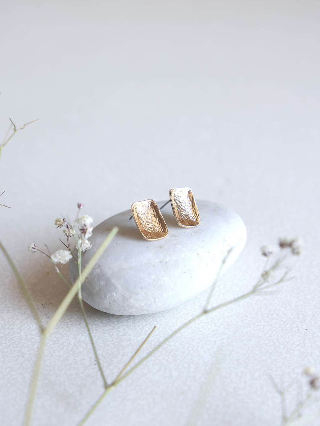 Hammered Gold Stud