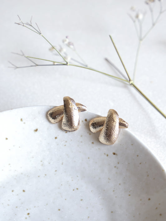 Textured Knot Statement Stud