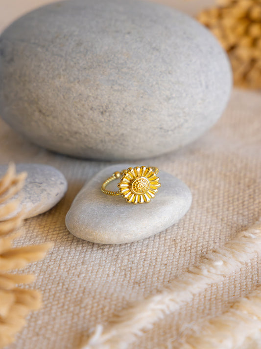 Flora Disc Ring Brass Adjustable Ring (Anti Tarnish)