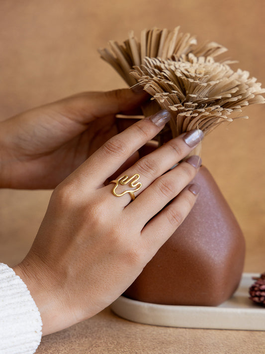 Peace Palm Brass Adjustable Ring (Anti Tarnish)