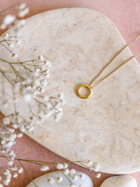 Golden Circle Brass Necklace (Anti Tarnish)